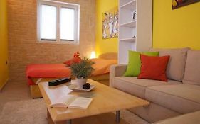 Apartment Lemon & Soul